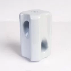 Aislador Tension 3000KG 1024 A54-1 89x64mm