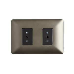 Enchufe Doble 10A 250V  Café